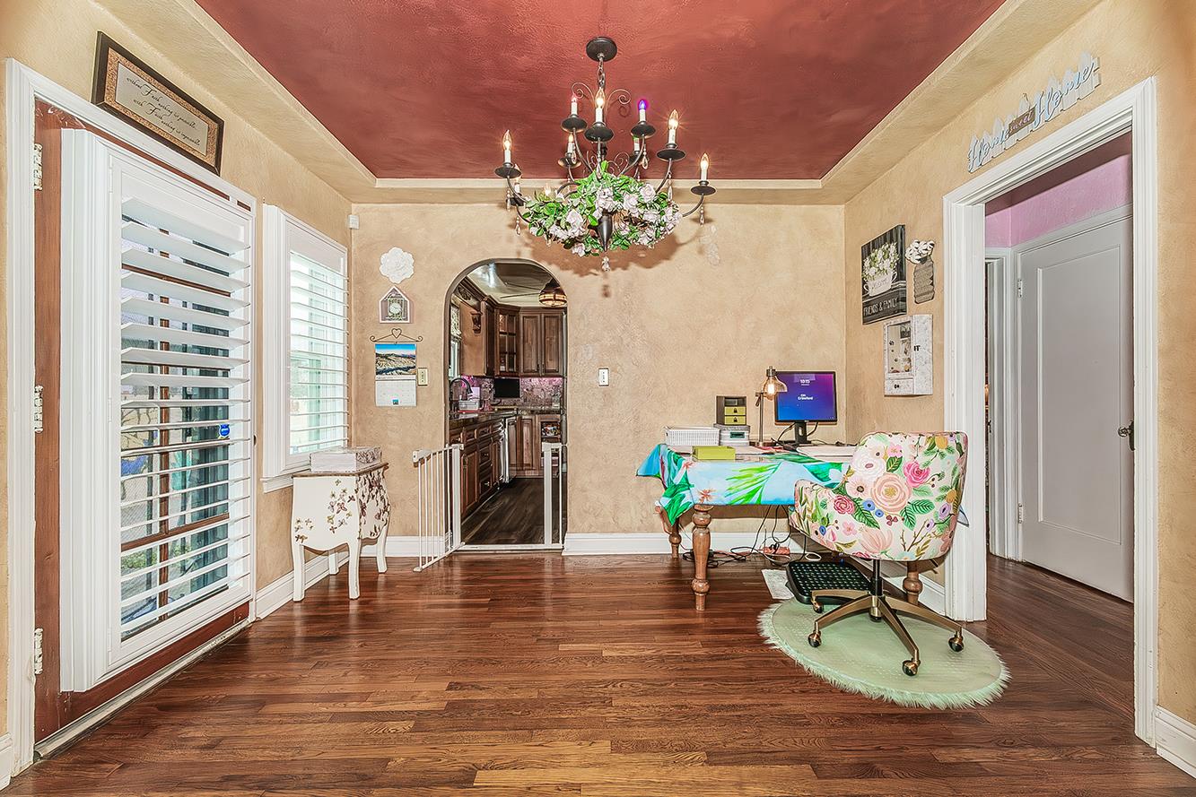 426 E Simpson Ave, Fresno, CA 93704