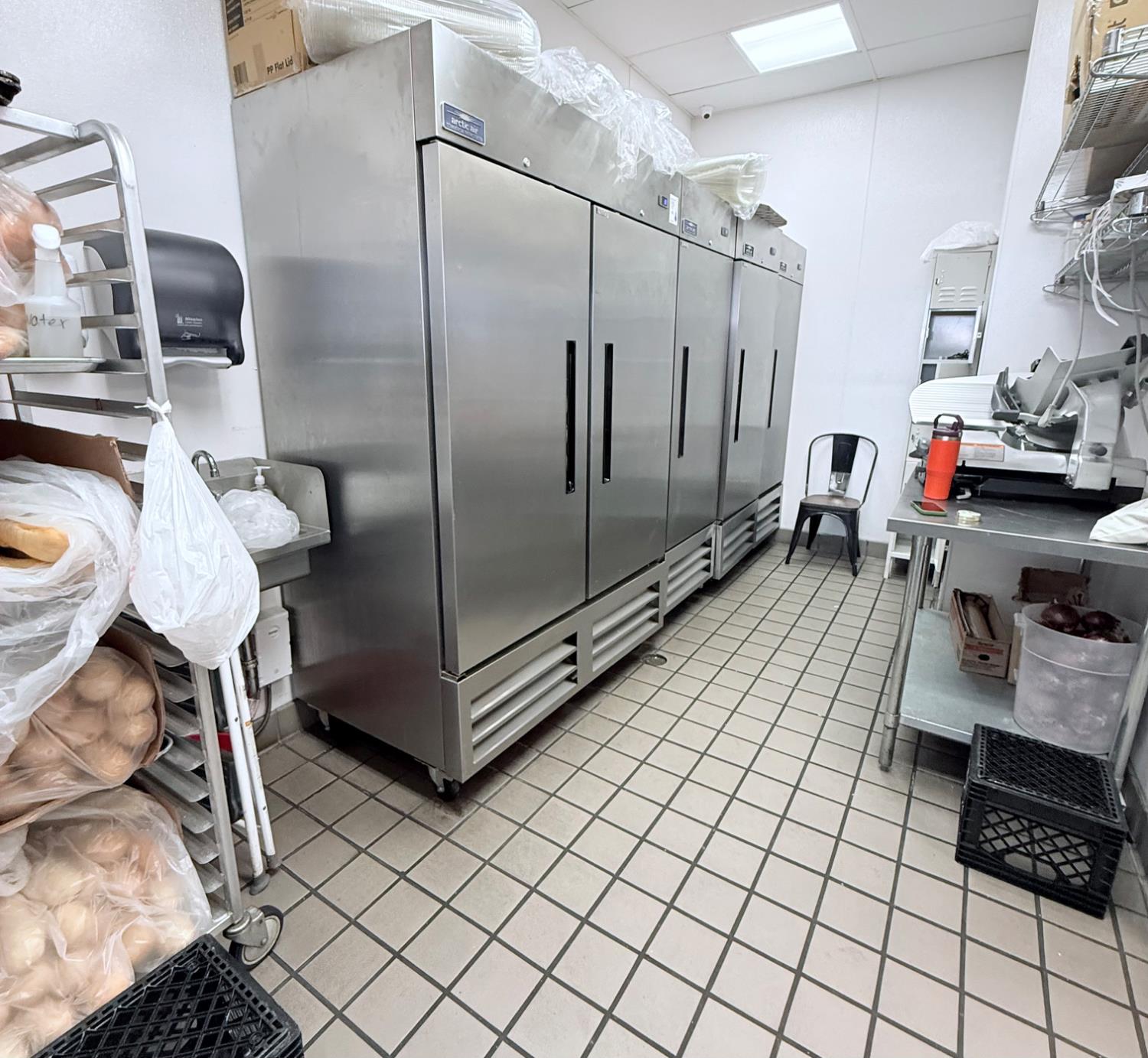 5030 laguna Blvd, Elk Grove, CA 95758