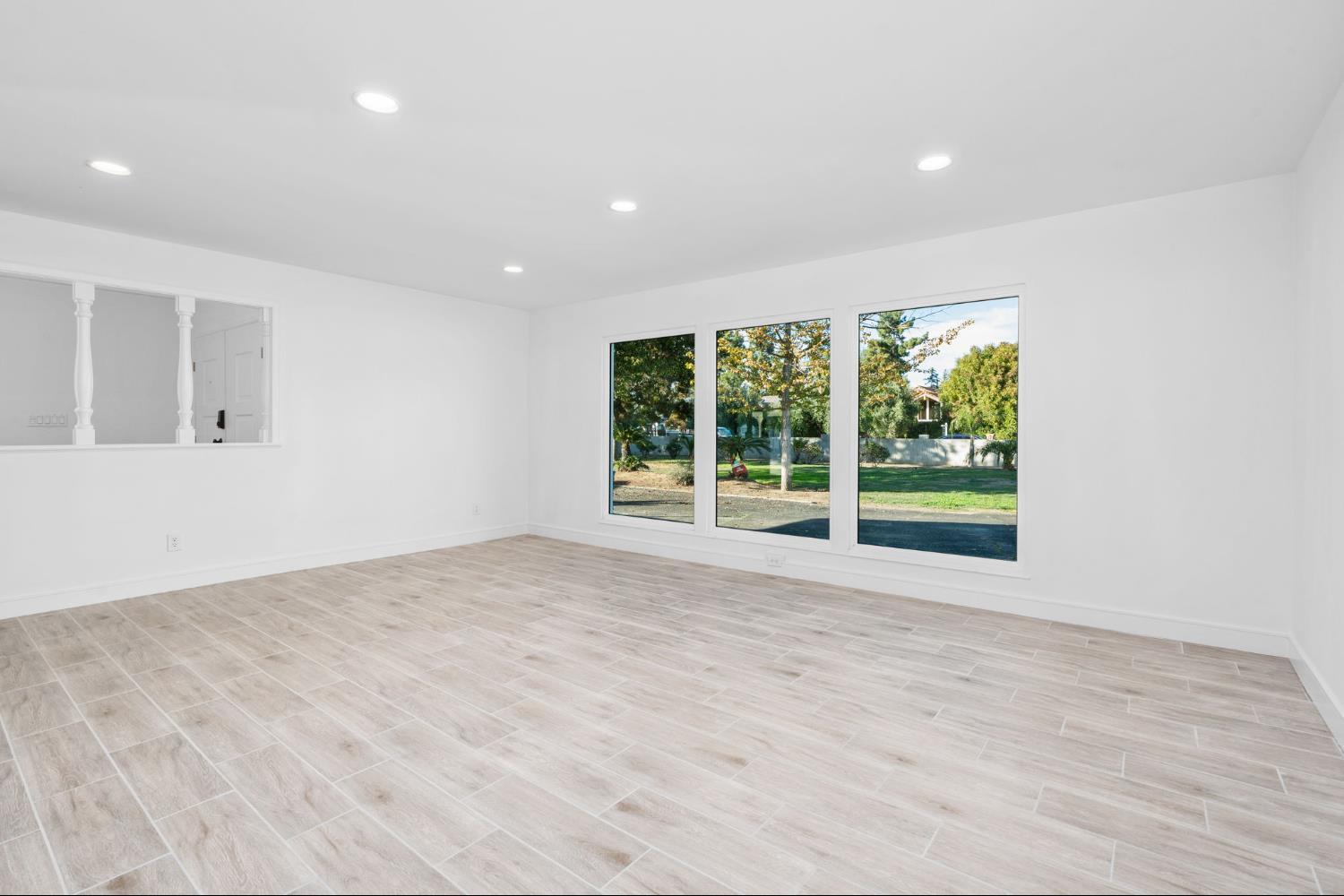 5454 E Butler Ave, Fresno, CA 93727