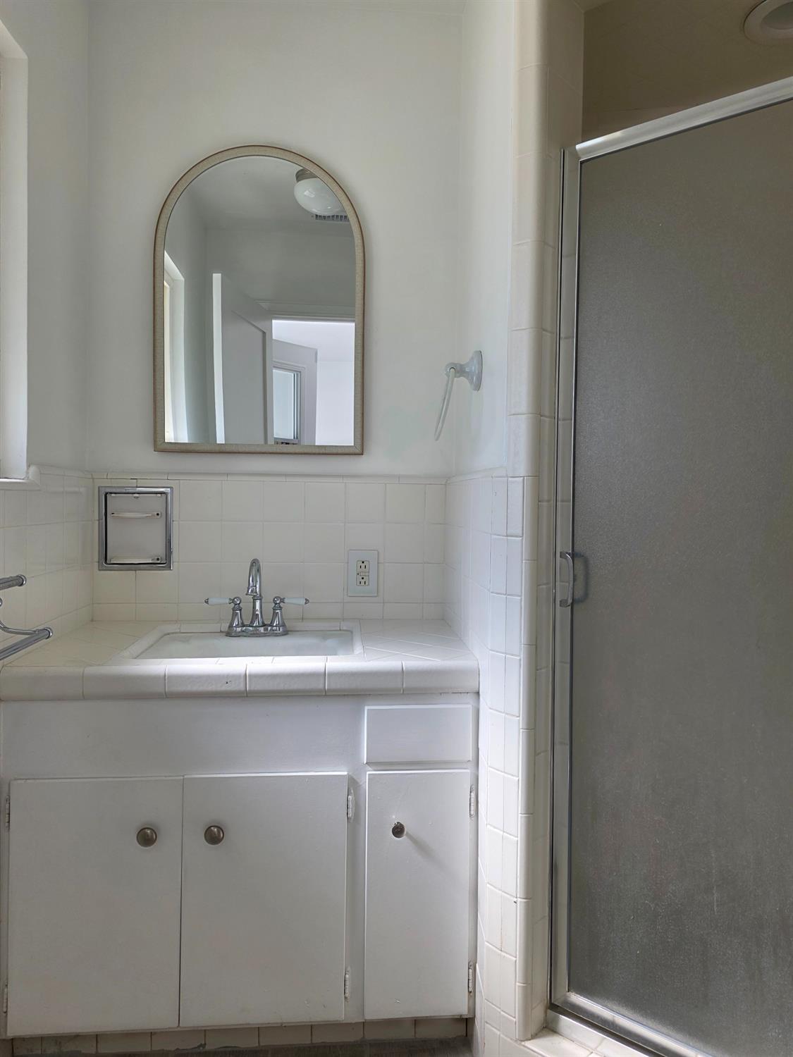 5454 E Butler Ave, Fresno, CA 93727