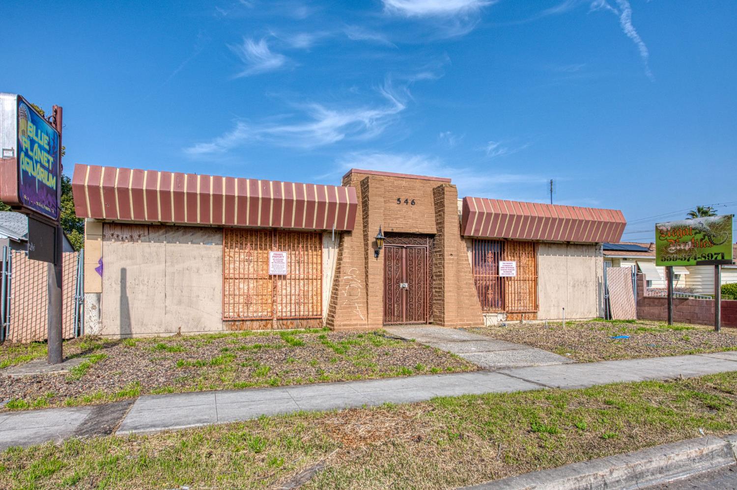 546 W Shields Ave, Fresno, CA 93705