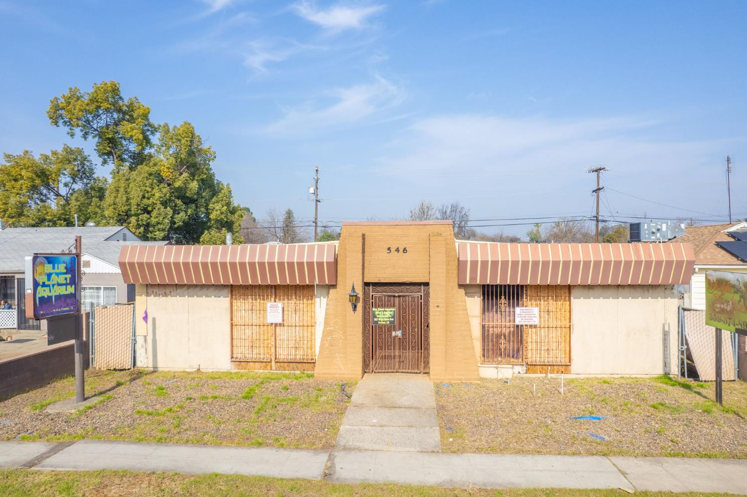 546 W Shields Ave, Fresno, CA 93705