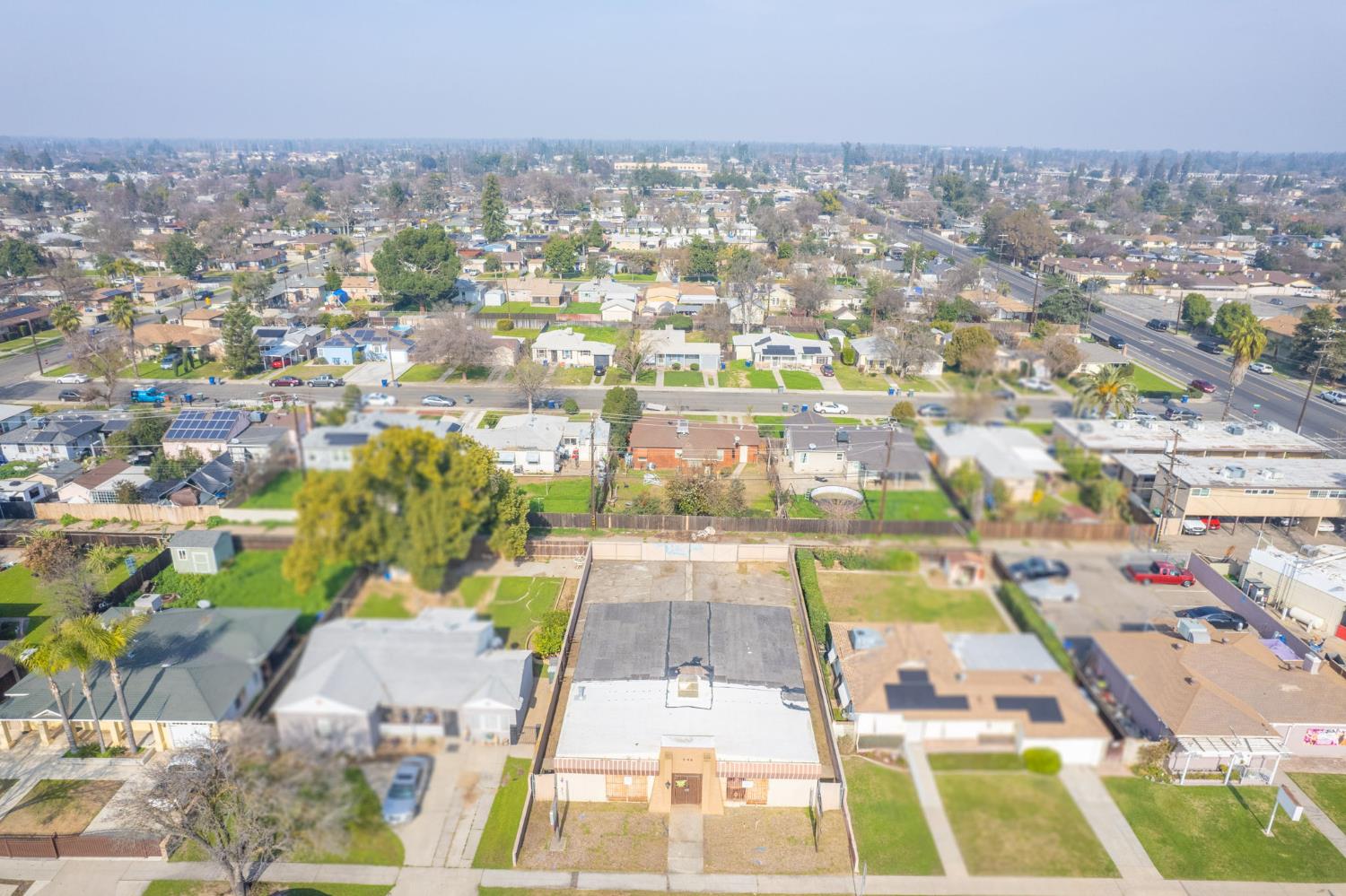 546 W Shields Ave, Fresno, CA 93705