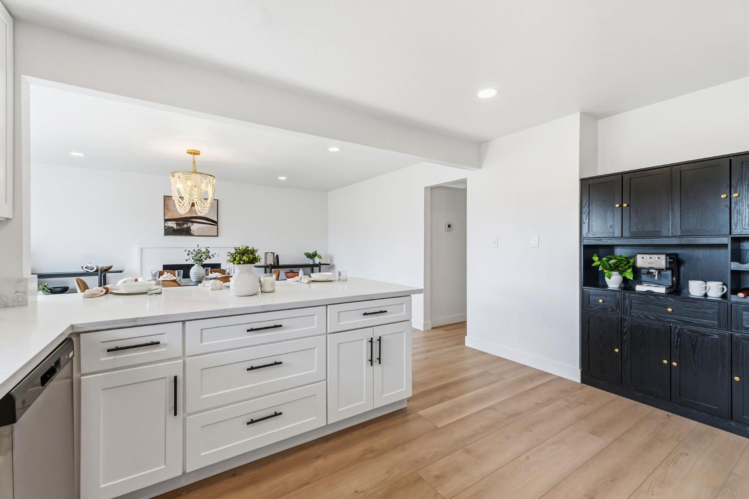 2625 E Sussex Way, Fresno, CA 93726