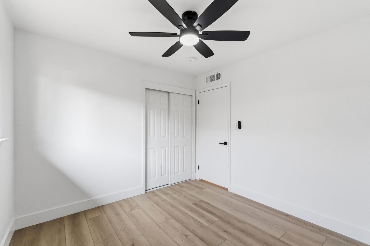 2625 E Sussex Way, Fresno, CA 93726