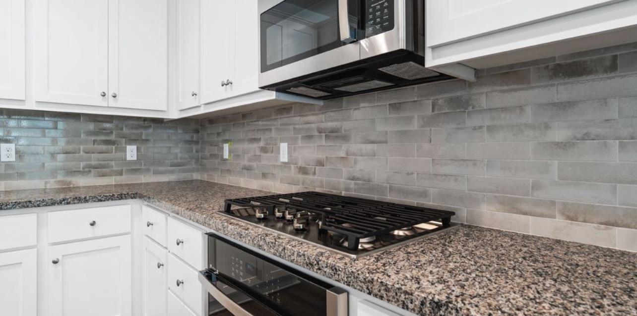 2231 N Bliss Ave, Fresno, CA 93727