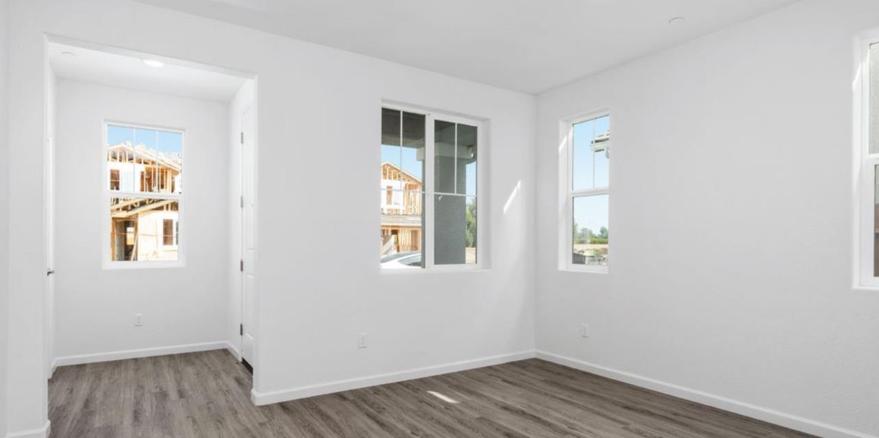 2231 N Bliss Ave, Fresno, CA 93727