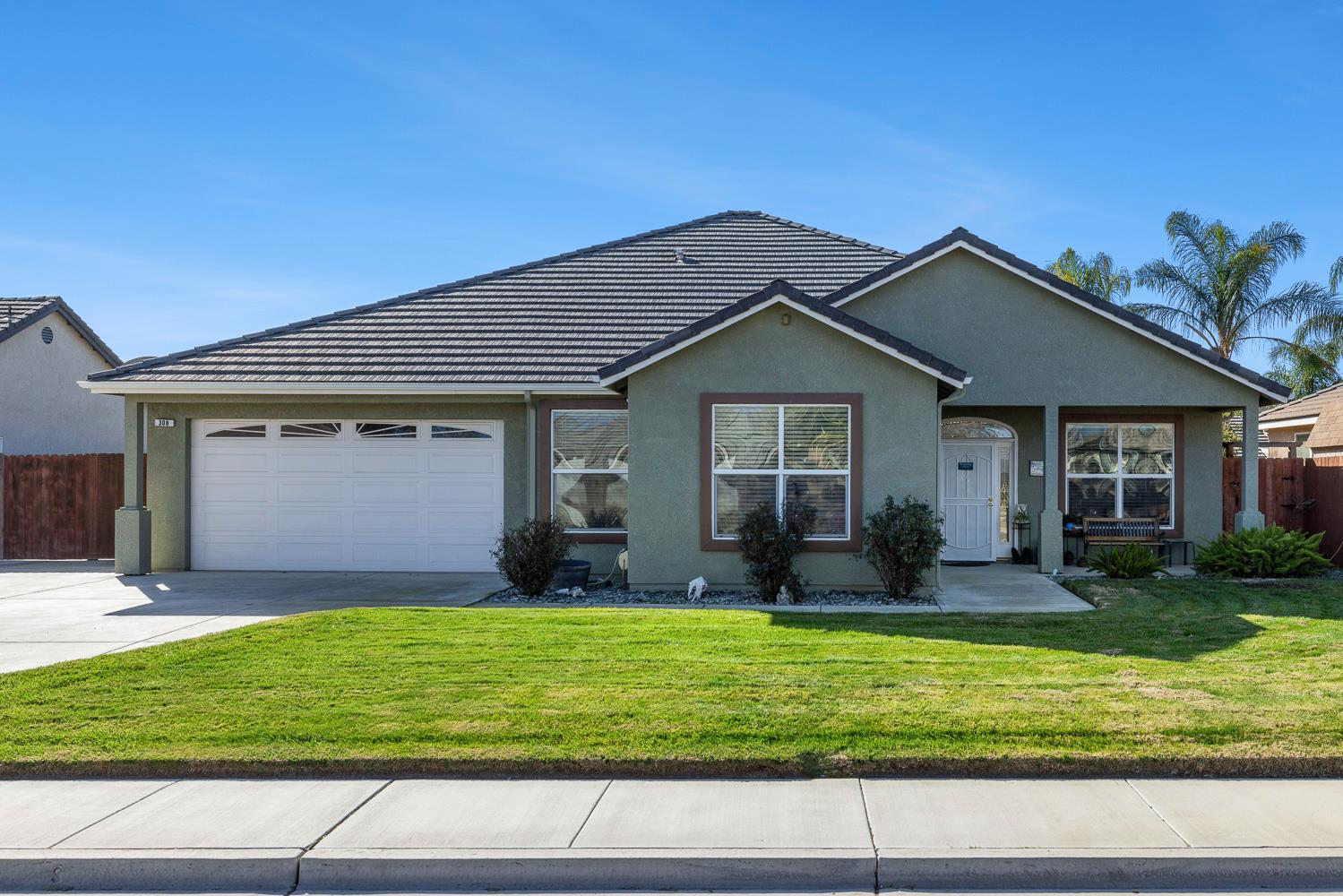 308 San Ramon, Coalinga, CA 93210
