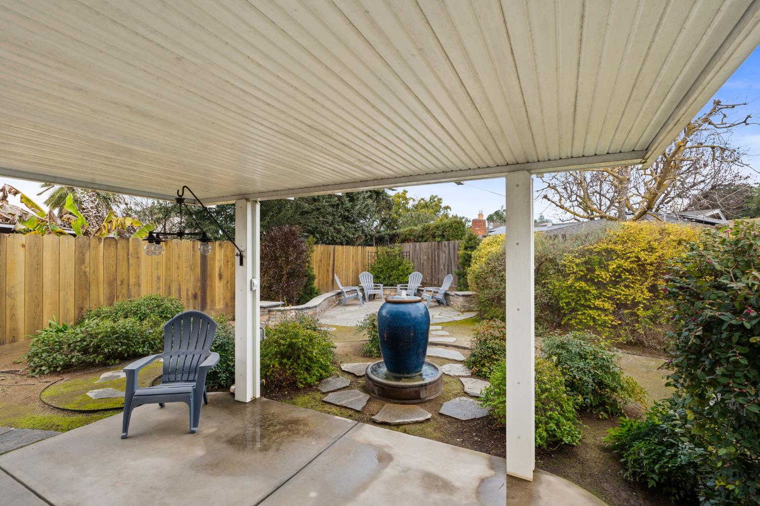 5662 N Thorne Ave, Fresno, CA 93711