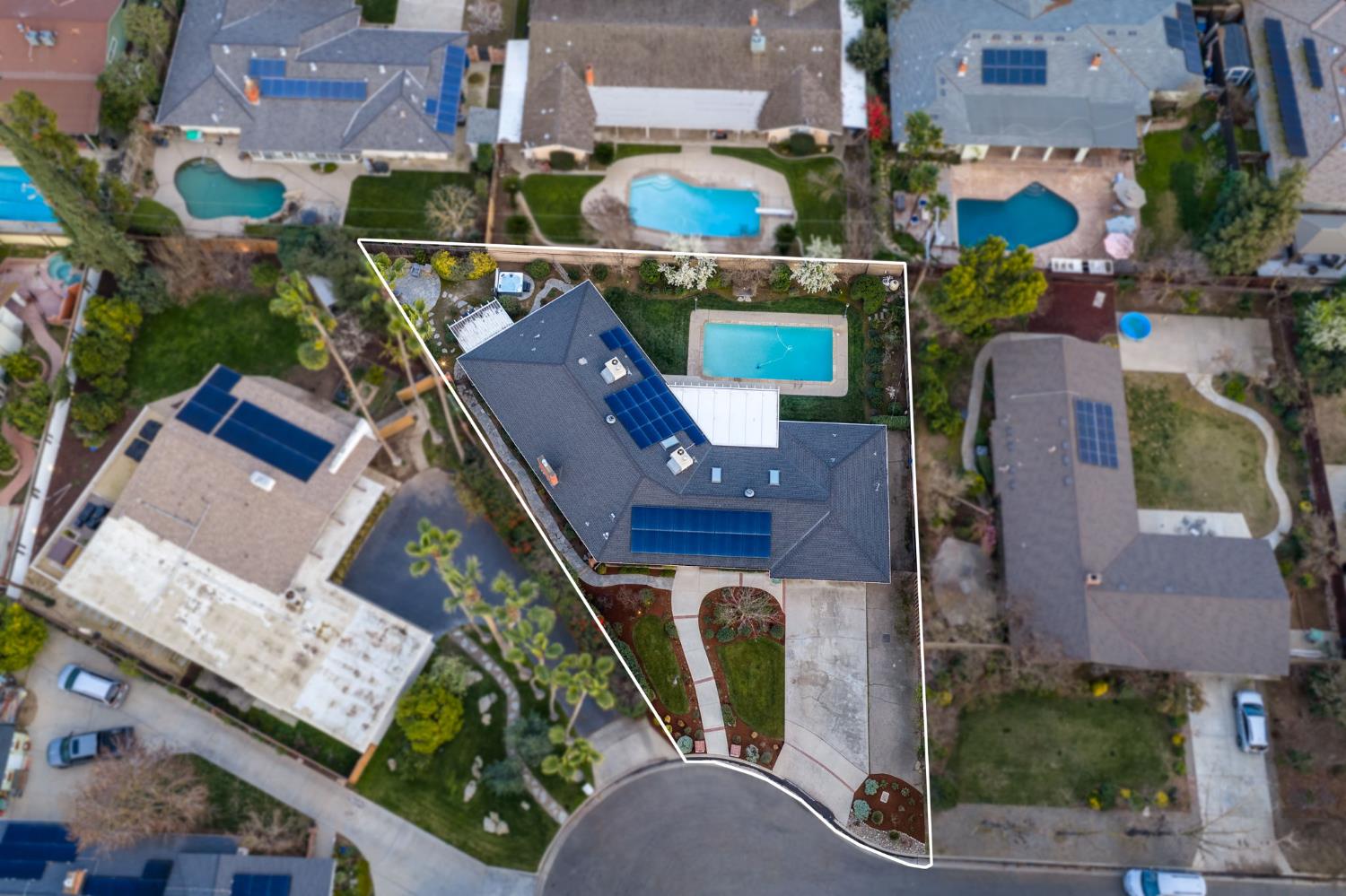 5662 N Thorne Ave, Fresno, CA 93711