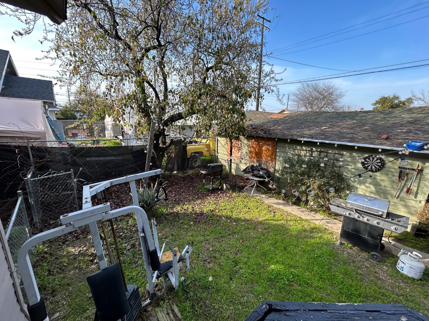 2226 Arrants St, Selma, CA 93662