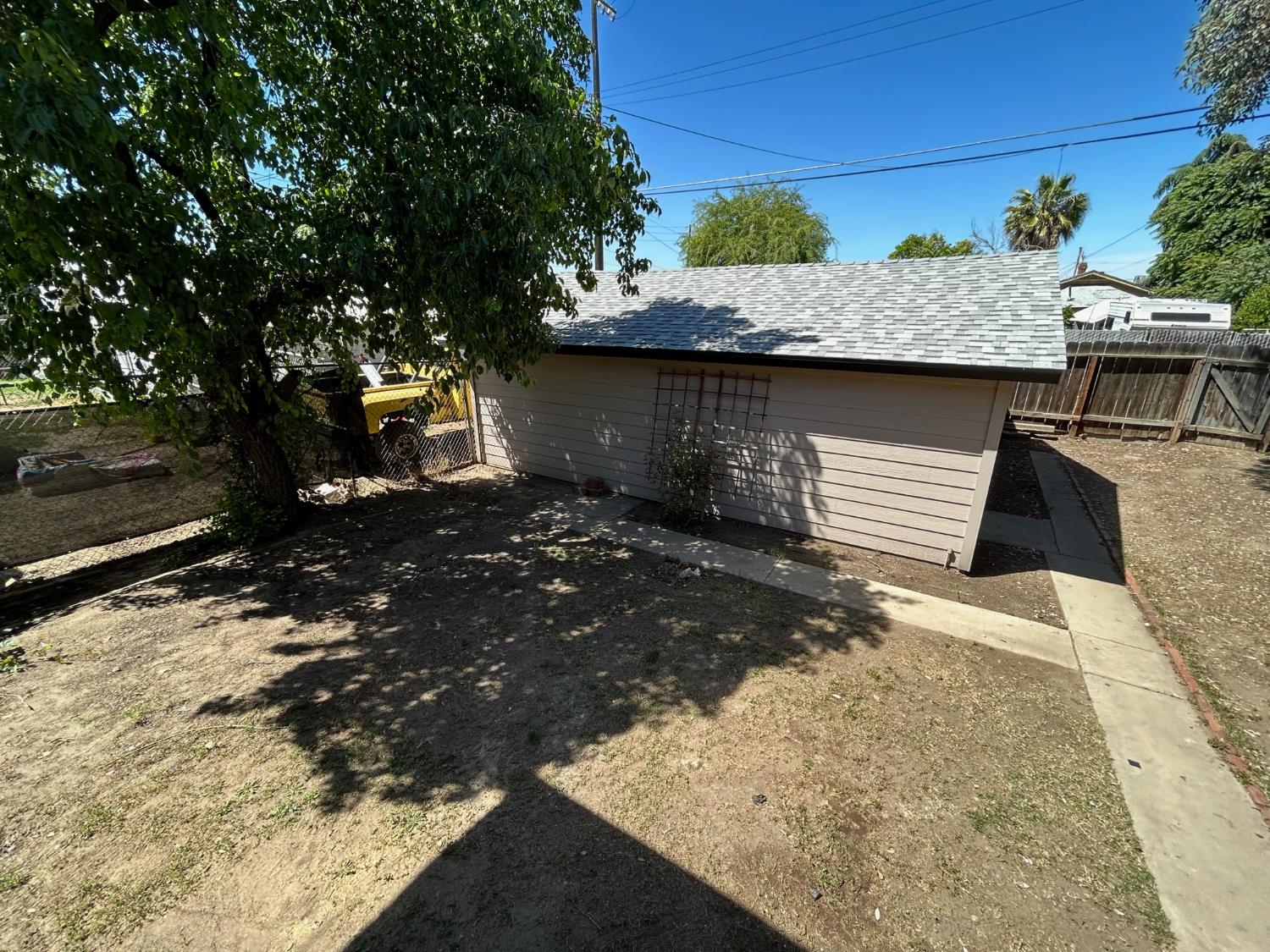 2226 Arrants St, Selma, CA 93662
