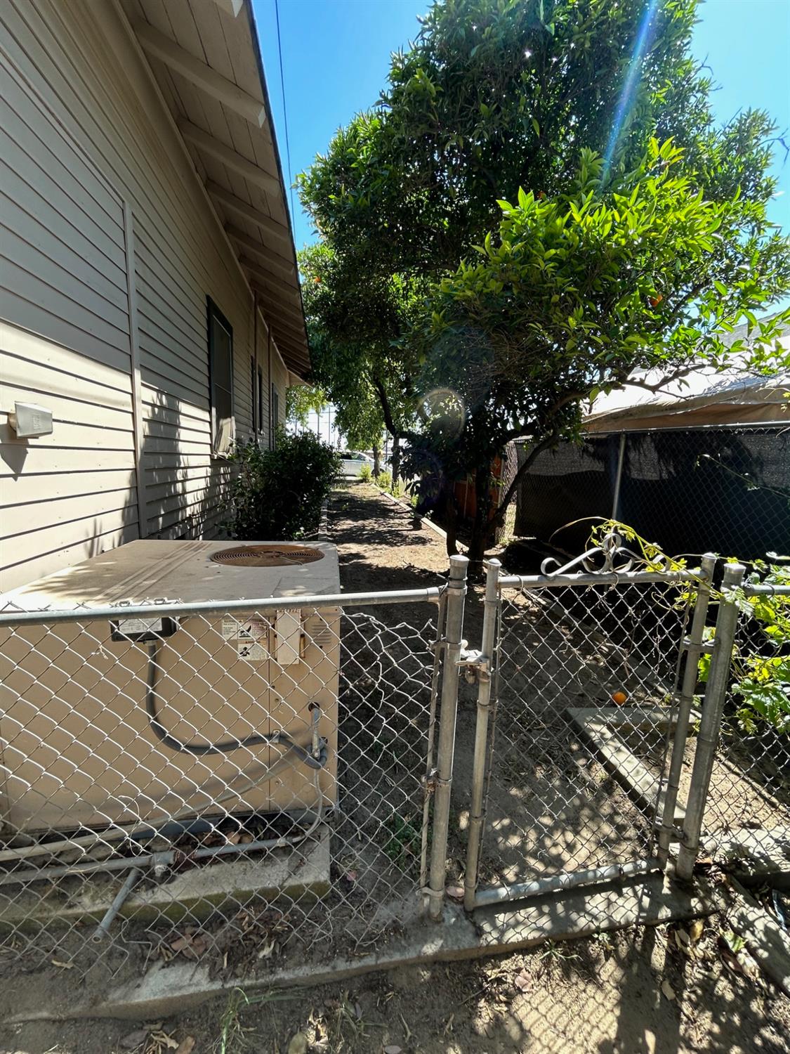 2226 Arrants St, Selma, CA 93662