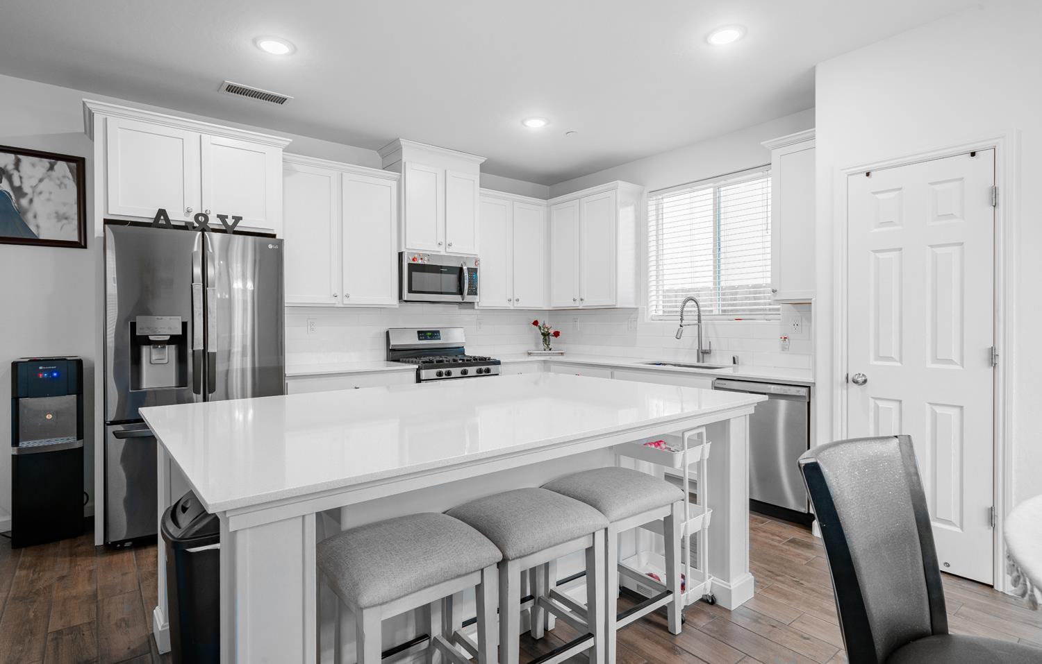 6552 E Huffman Ave, Fresno, CA 93727