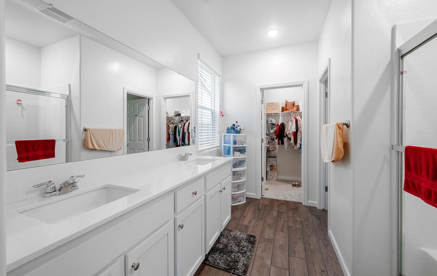 6552 E Huffman Ave, Fresno, CA 93727