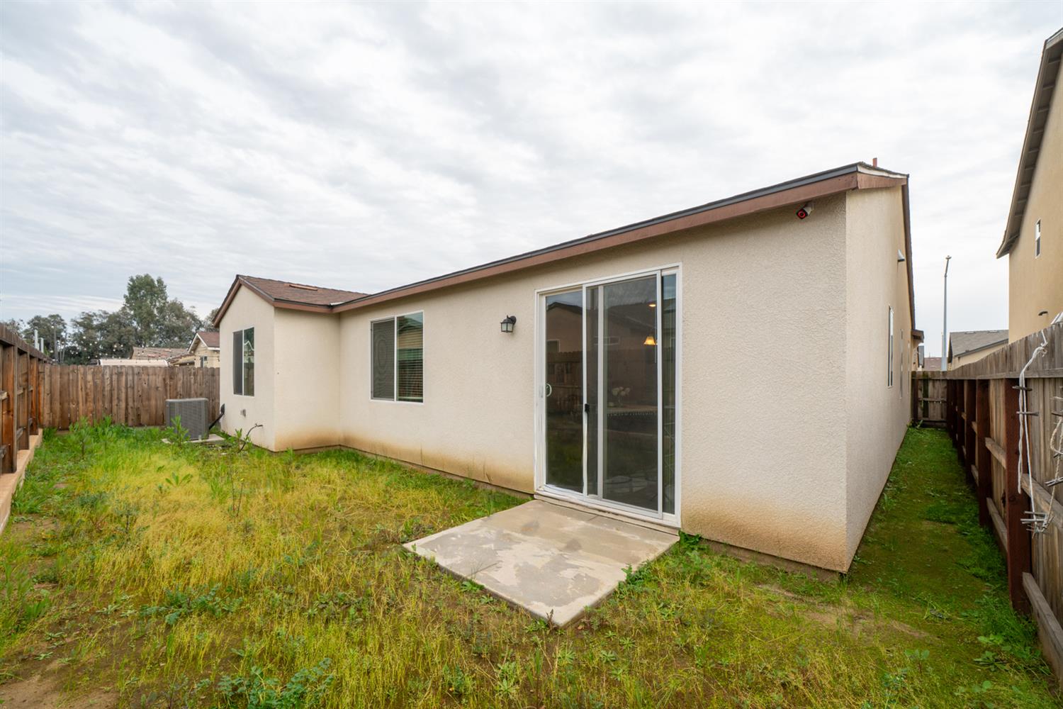 6552 E Huffman Ave, Fresno, CA 93727