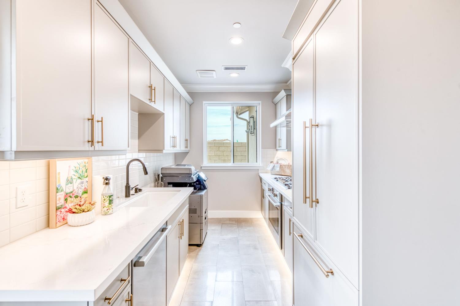 11417 N Portofino Dr, Fresno, CA 93730