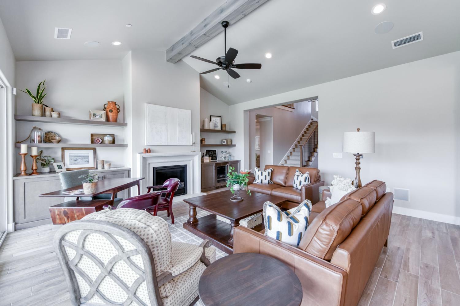 2873 E Beech Tree Dr, Fresno, CA 93730