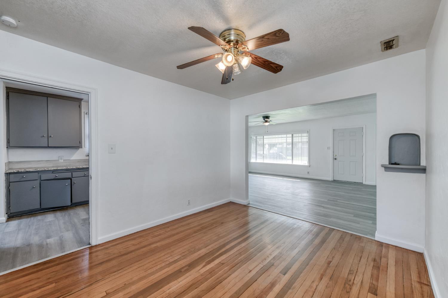 2901 E Princeton Ave, Fresno, CA 93703