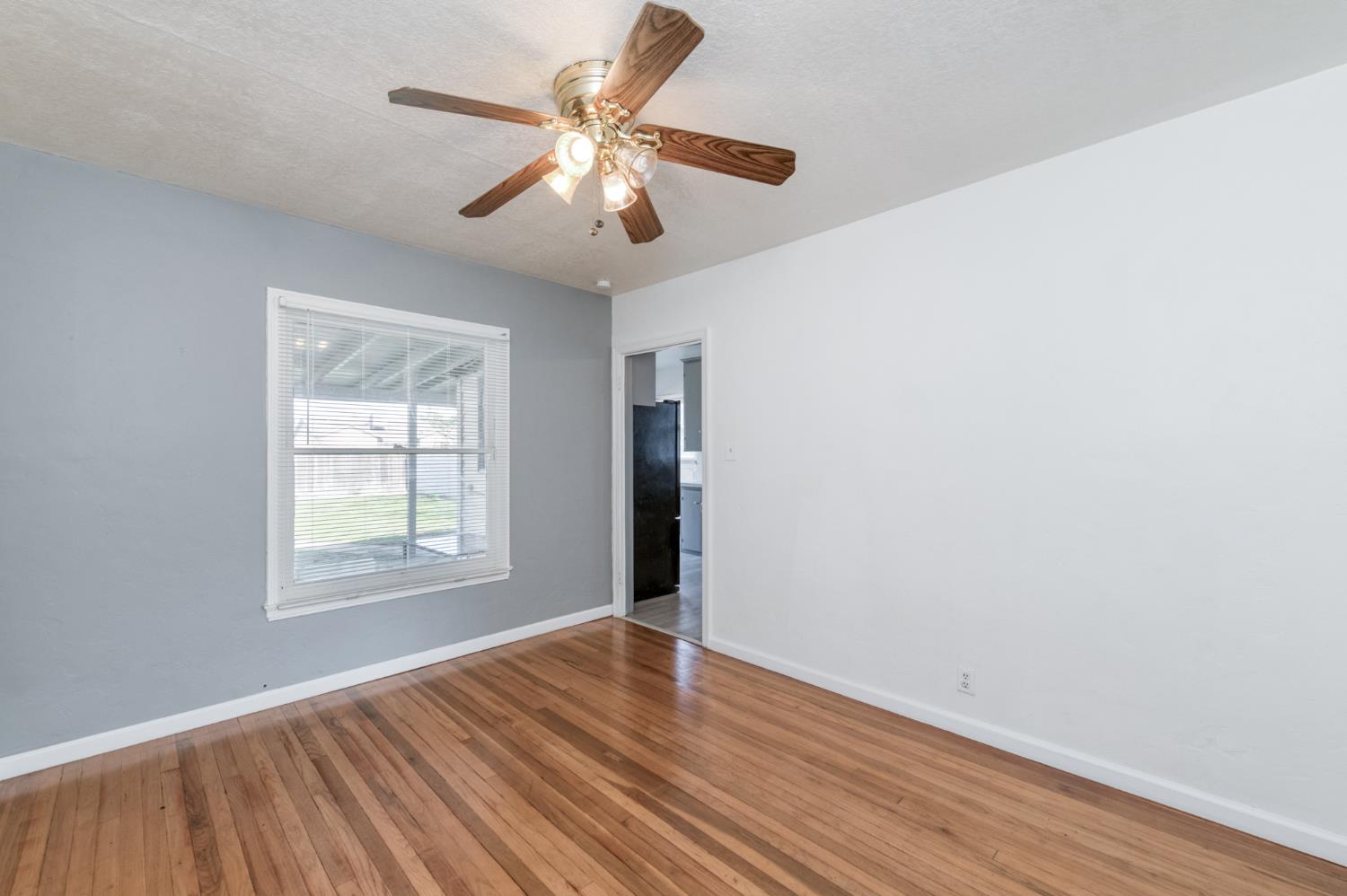 2901 E Princeton Ave, Fresno, CA 93703