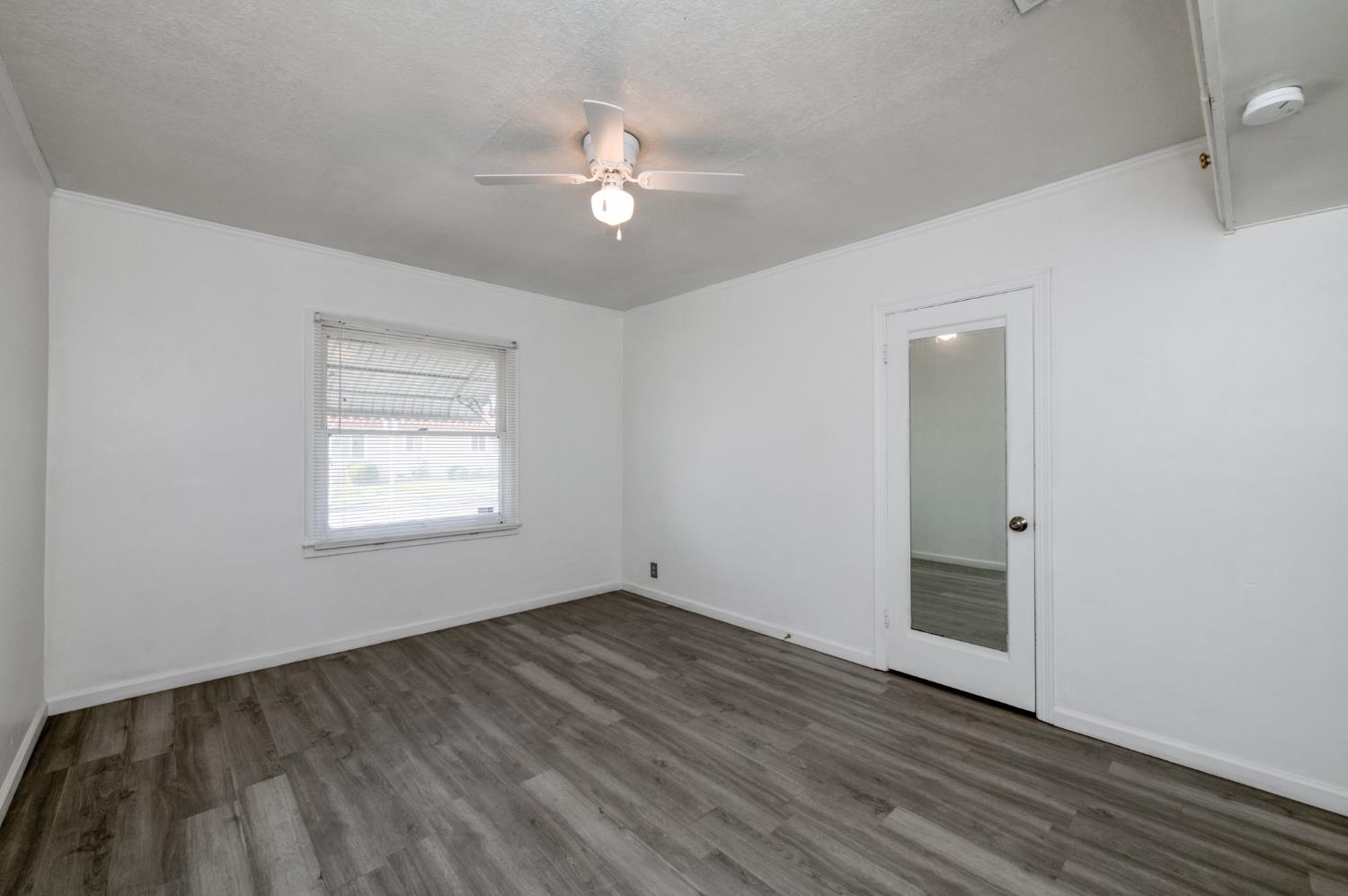 2901 E Princeton Ave, Fresno, CA 93703