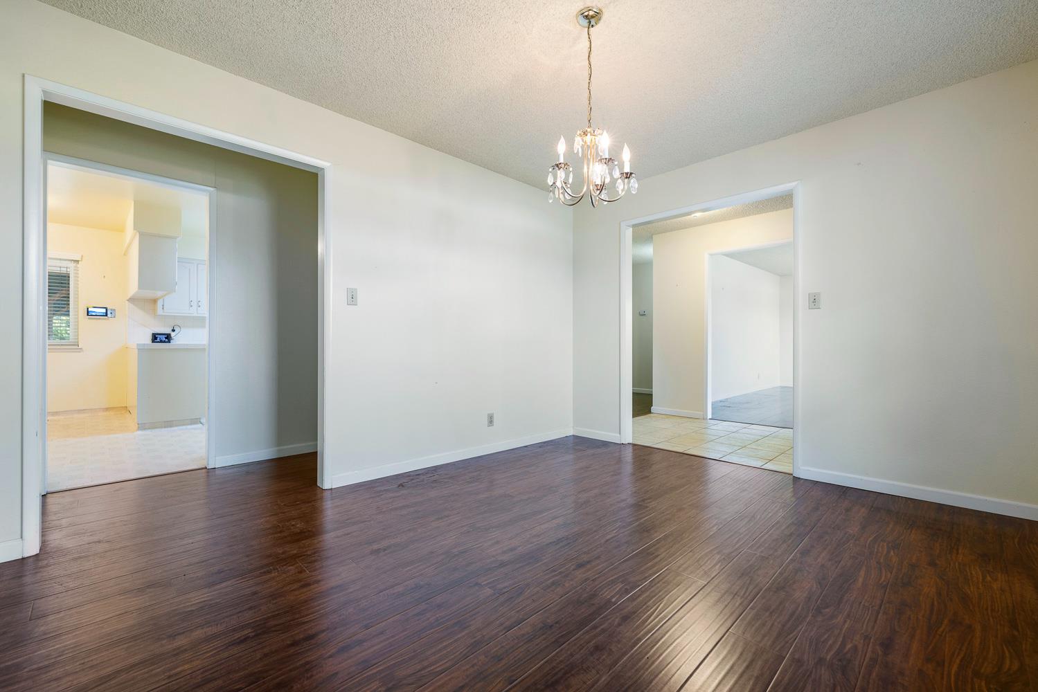 6647 N Anna St, Fresno, CA 93710