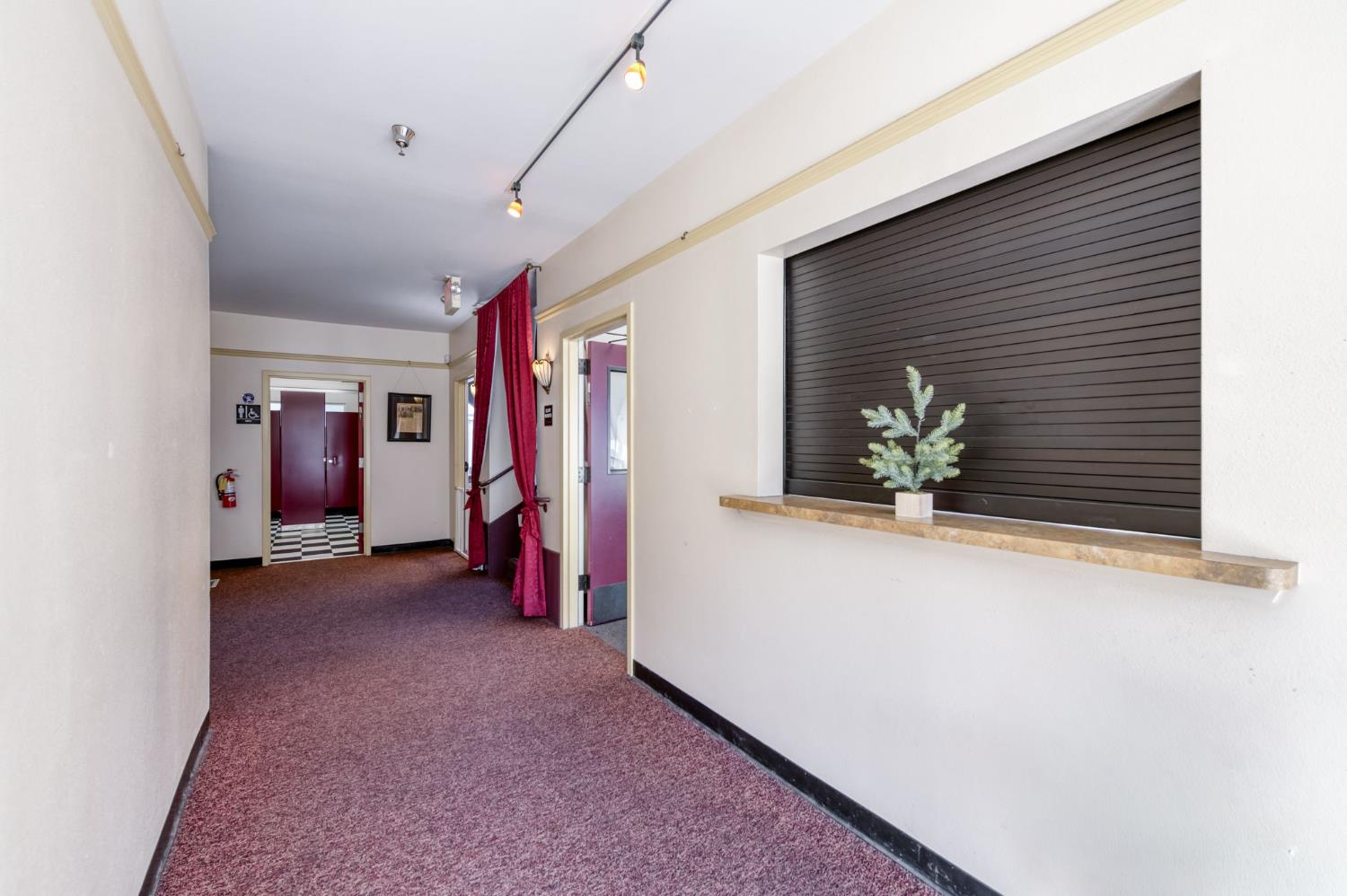 1401 N Wishon Ave, Fresno, CA 93728