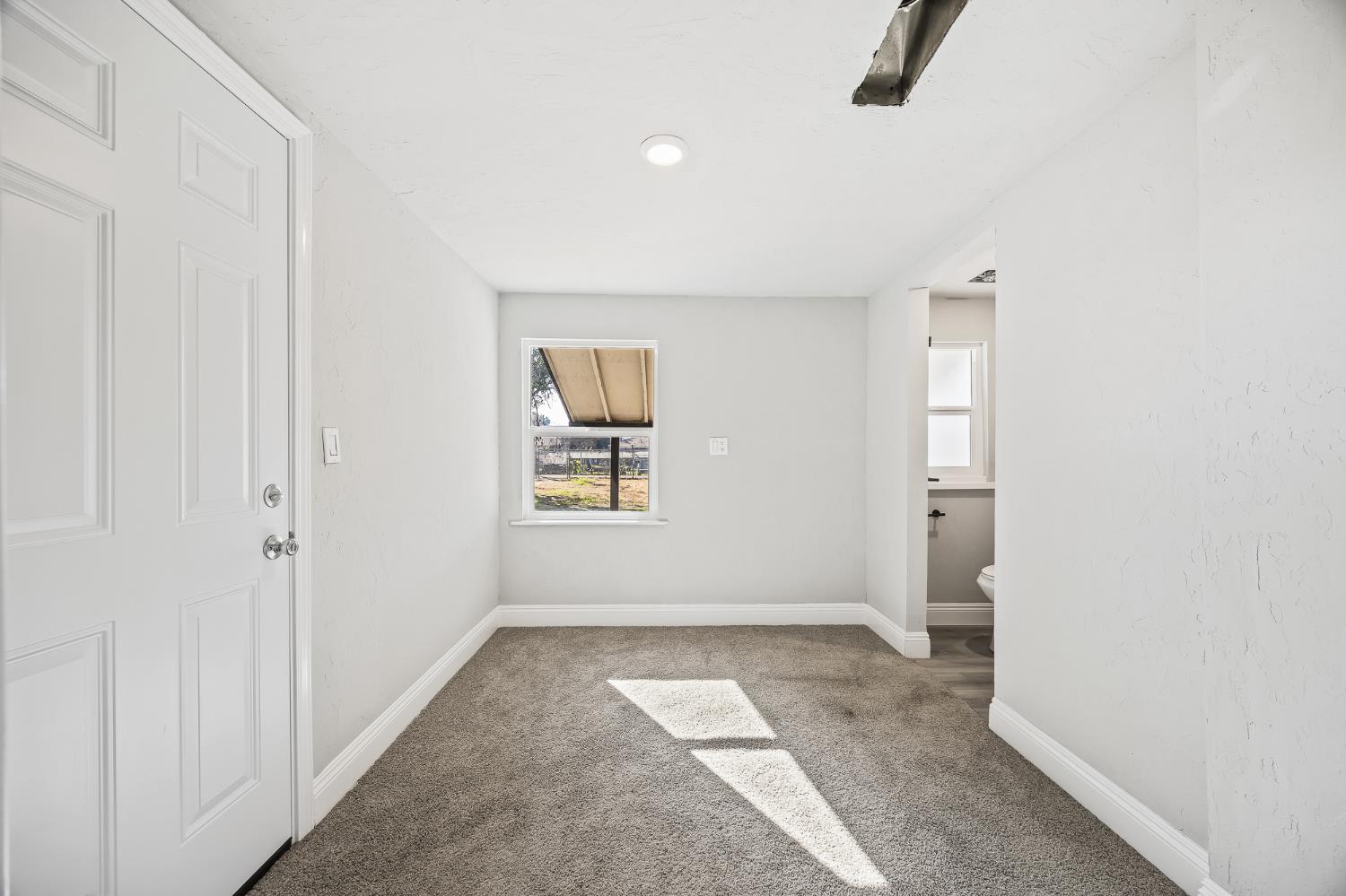 1133 A St, Fresno, CA 93706