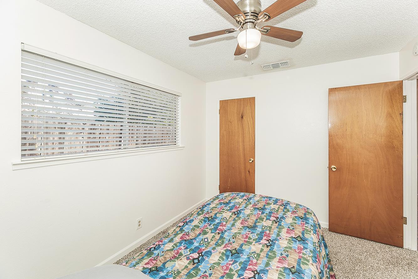 1064 E Early Ave, Reedley, CA 93654