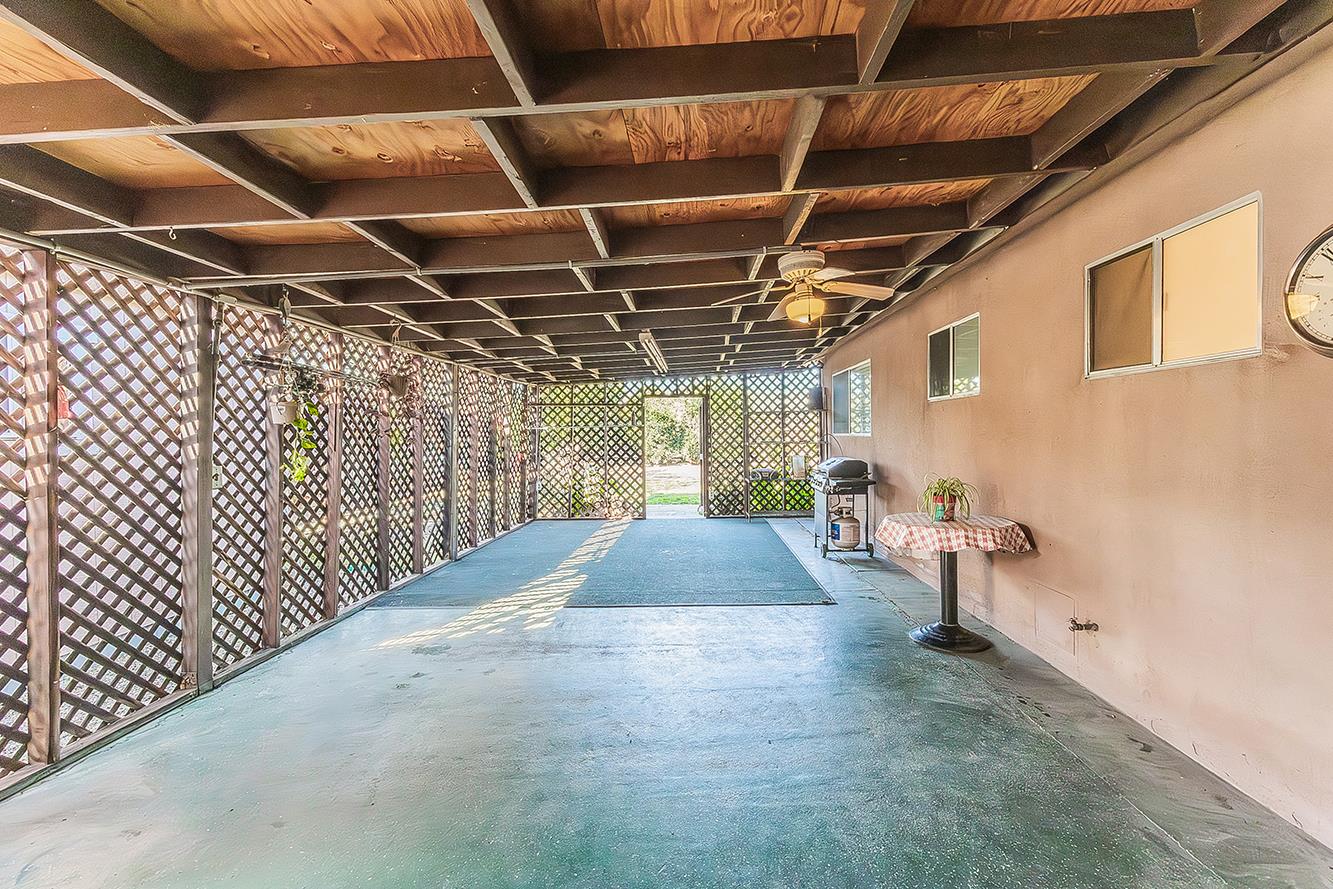 1064 E Early Ave, Reedley, CA 93654