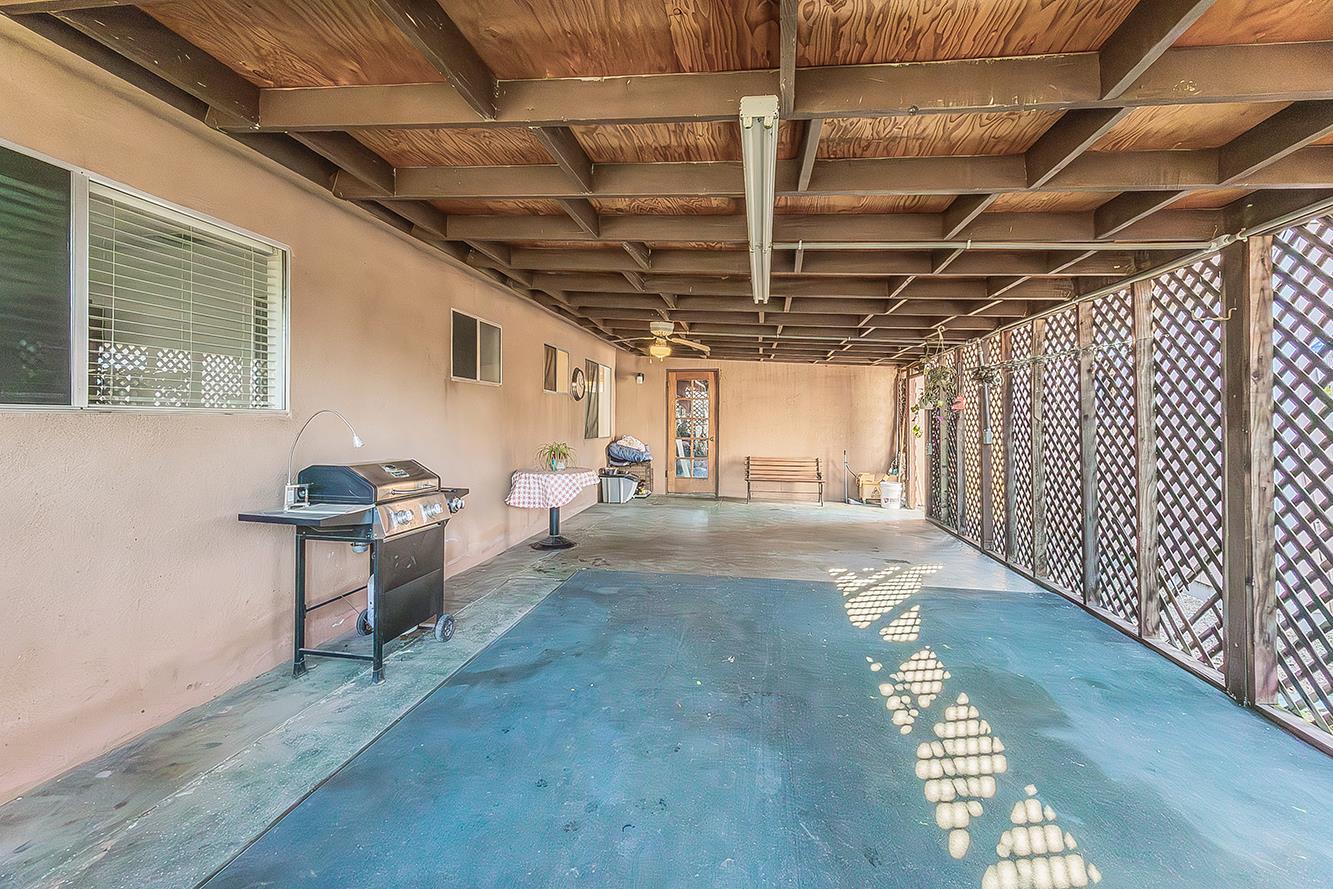 1064 E Early Ave, Reedley, CA 93654