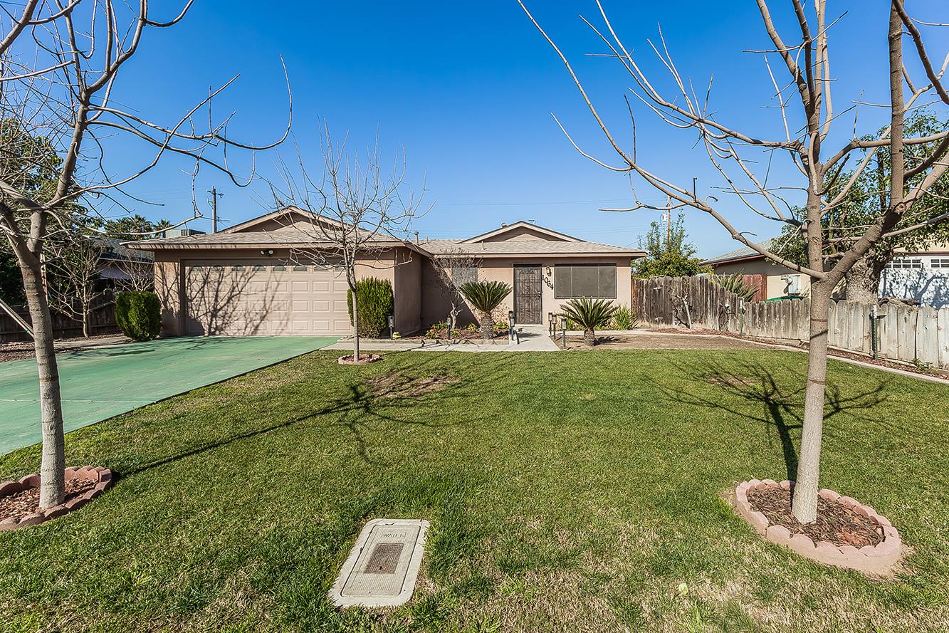 1064 E Early Ave, Reedley, CA 93654