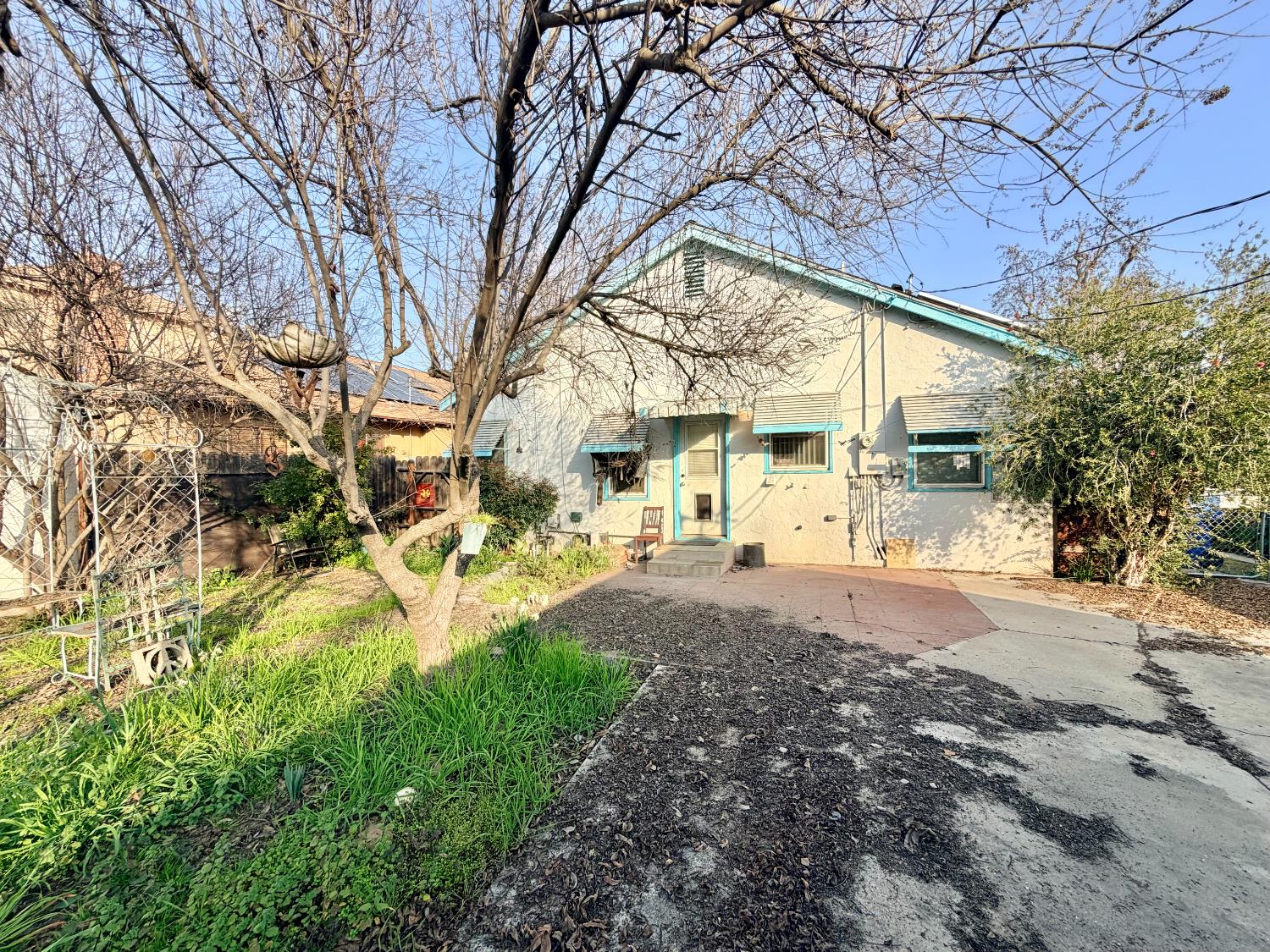 1411 N Harrison Ave, Fresno, CA 93728