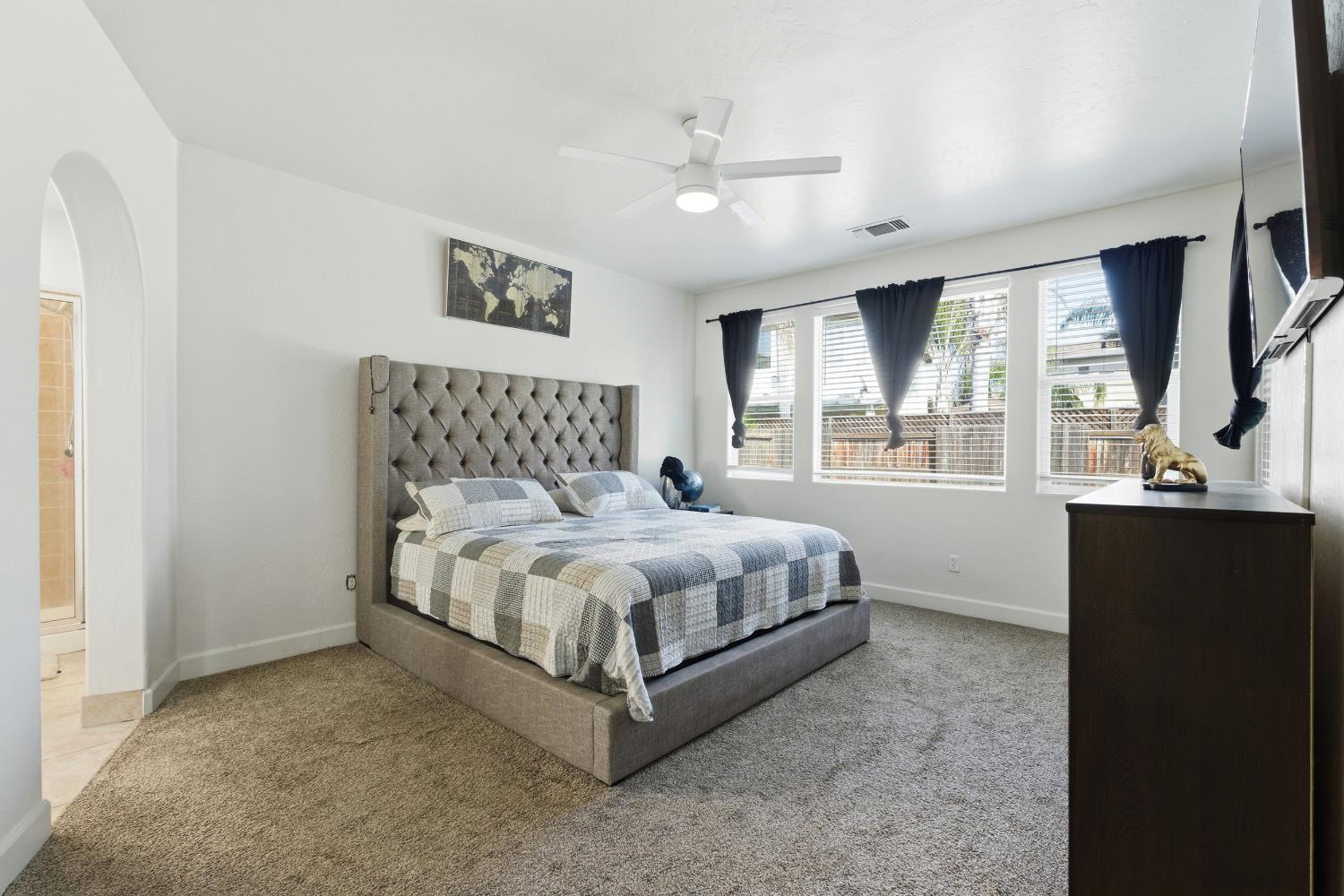 346 Martin, Tulare, CA 93274