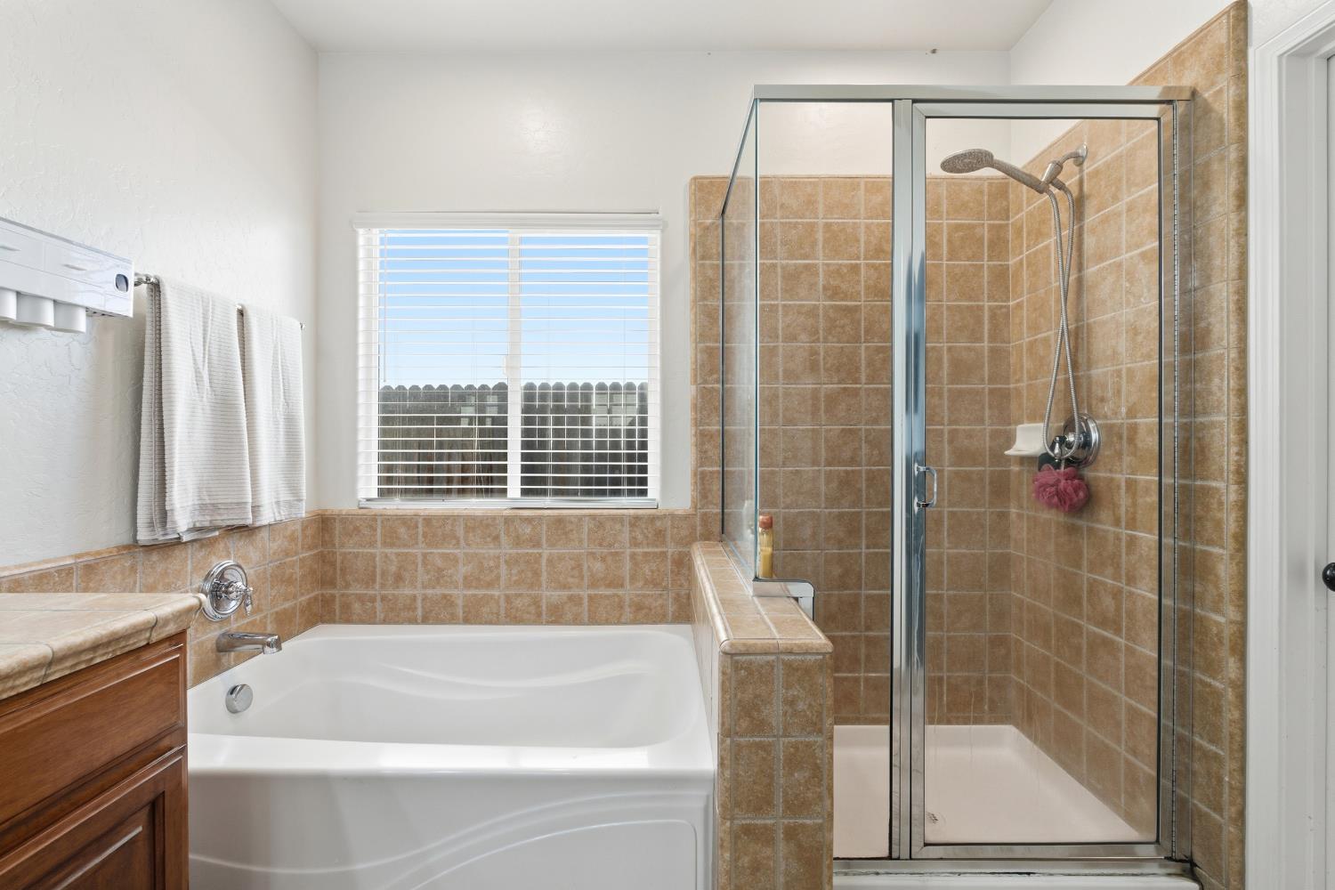 346 Martin, Tulare, CA 93274