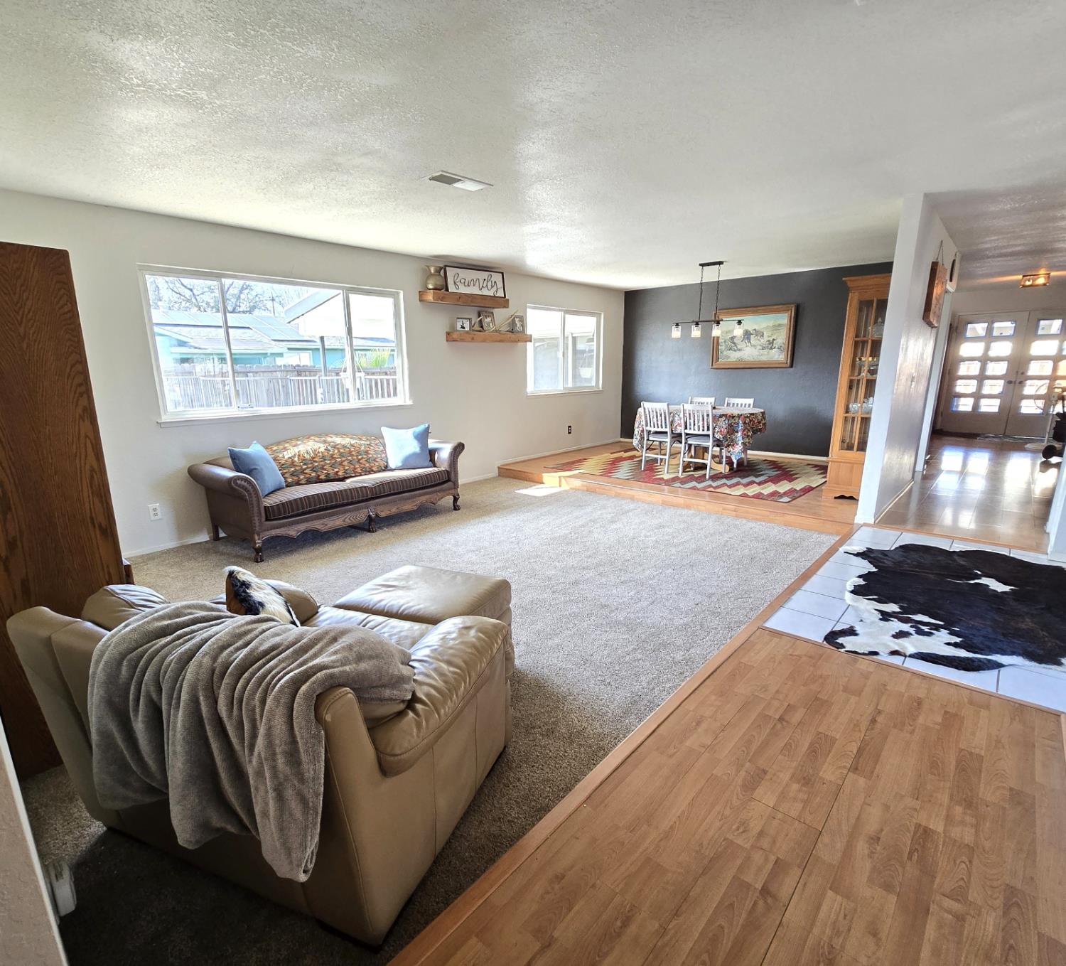 1584 Laverne Ave, Clovis, CA 93611