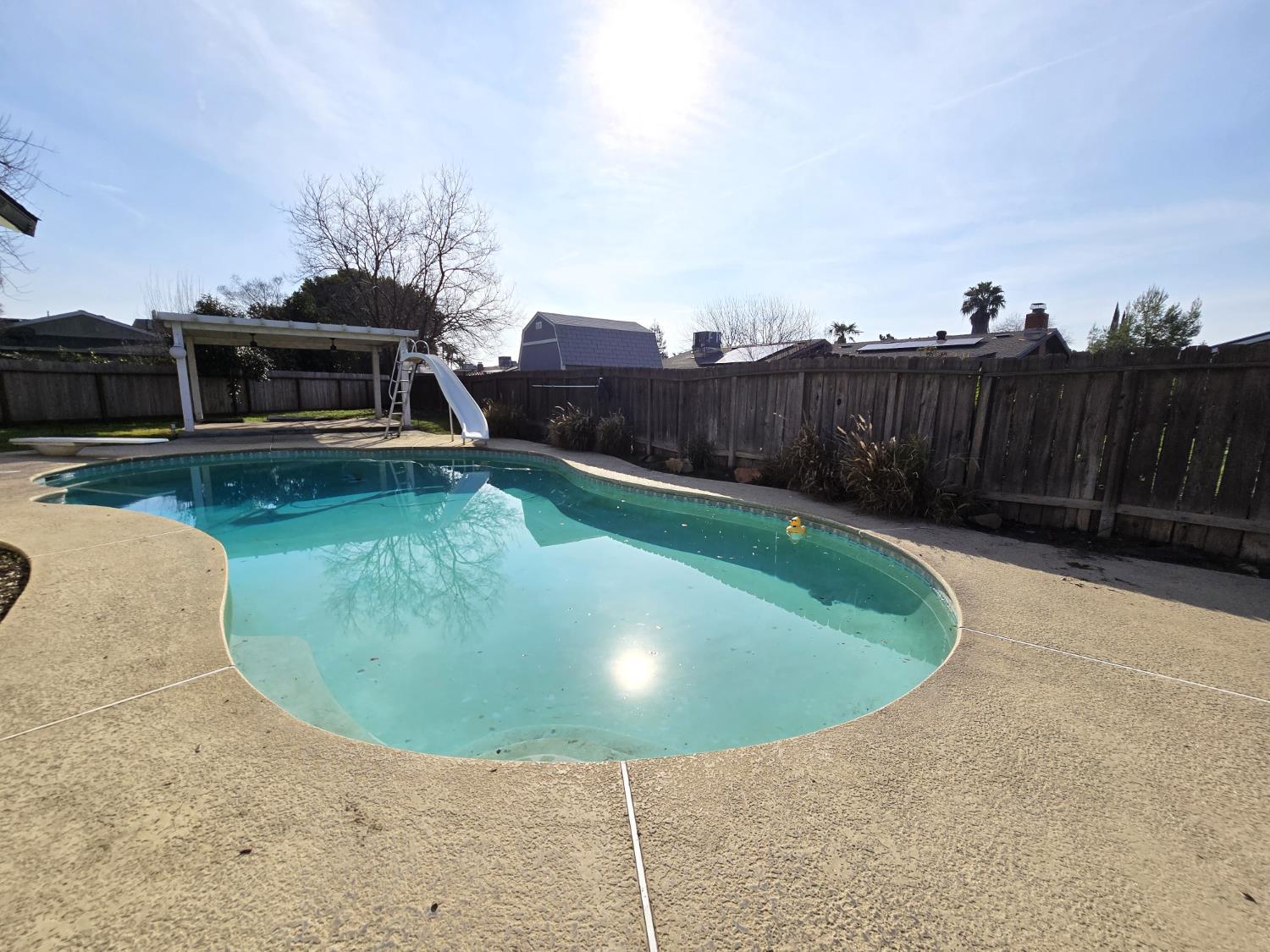 1584 Laverne Ave, Clovis, CA 93611