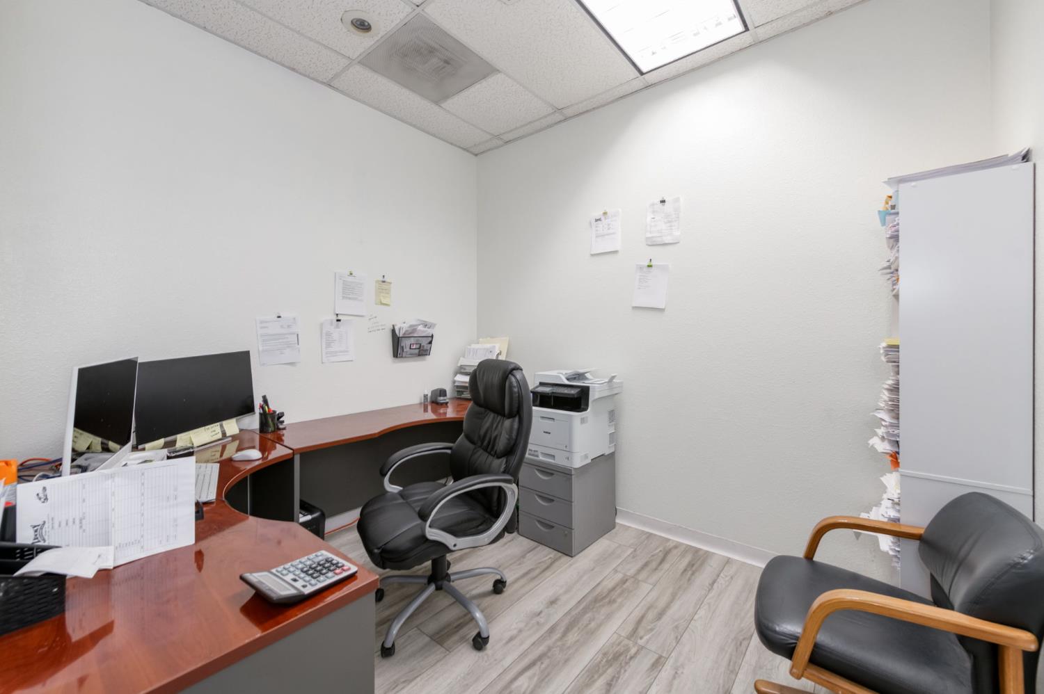 90 E Magill Ave #105, Fresno, CA 93710