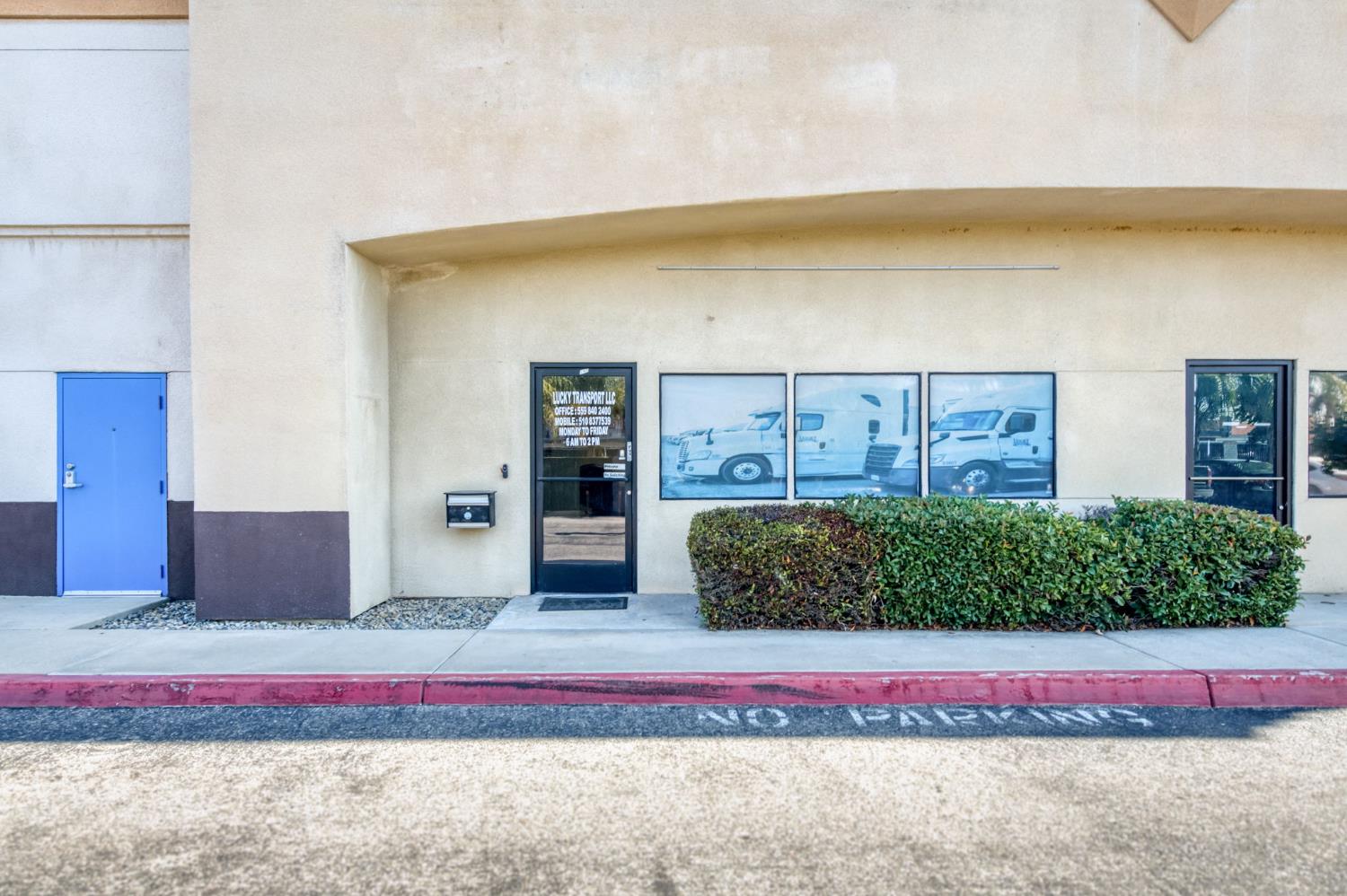 90 E Magill Ave #105, Fresno, CA 93710