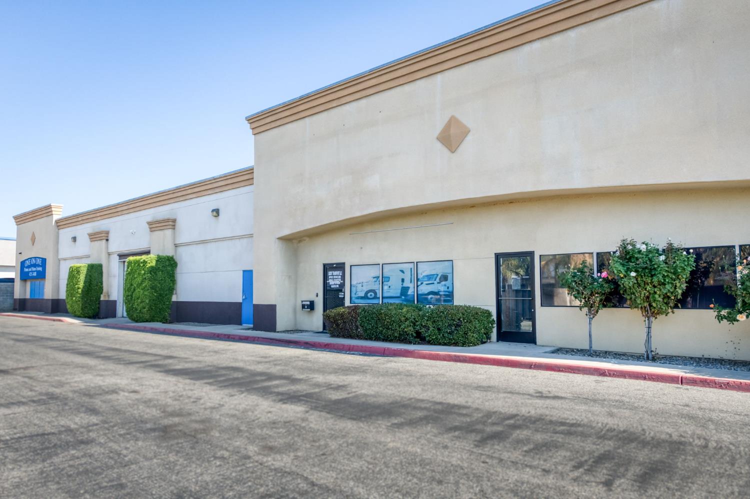 90 E Magill Ave #105, Fresno, CA 93710