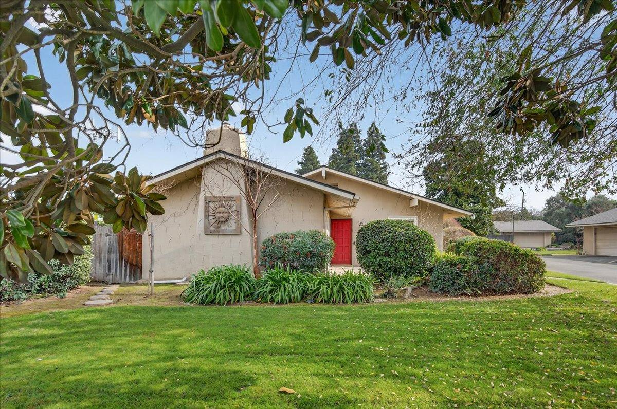 5740 N West Ave #109, Fresno, CA 93711