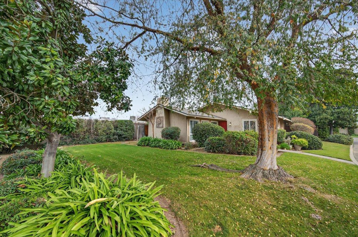 5740 N West Ave #109, Fresno, CA 93711