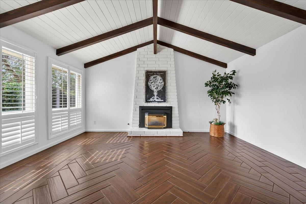 5740 N West Ave #109, Fresno, CA 93711