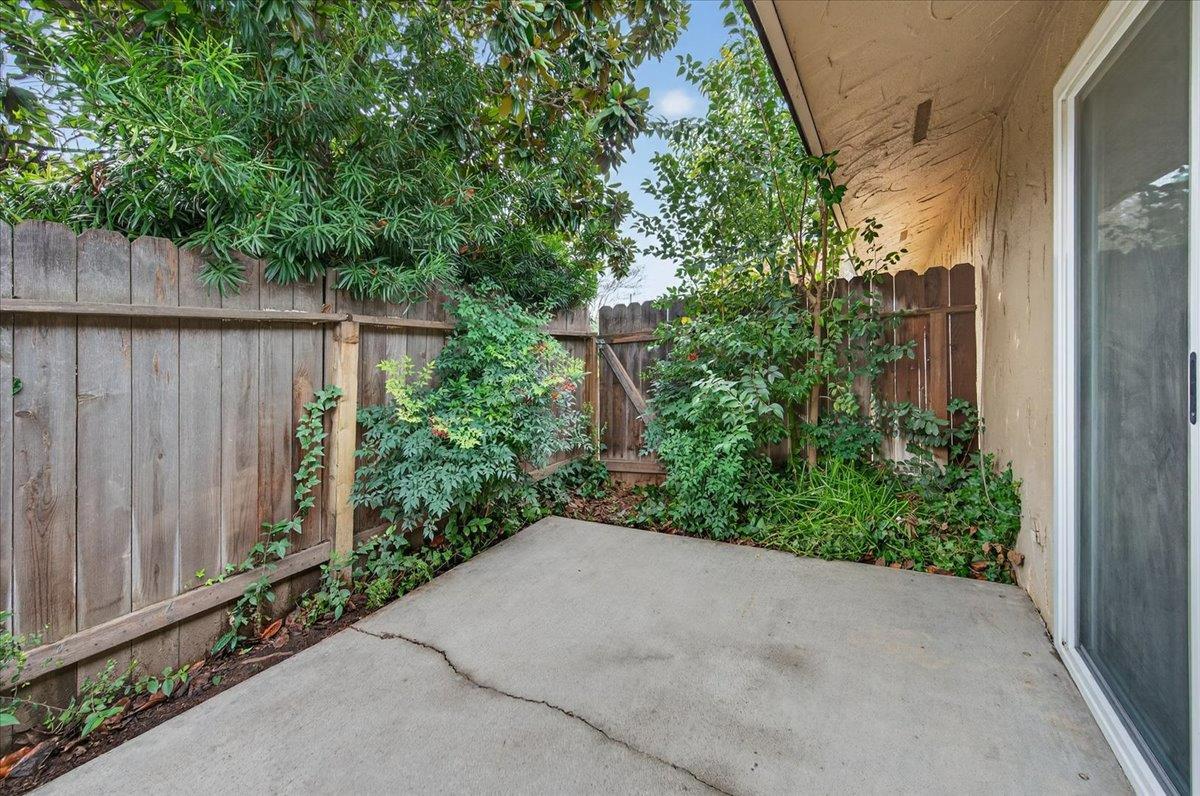 5740 N West Ave #109, Fresno, CA 93711