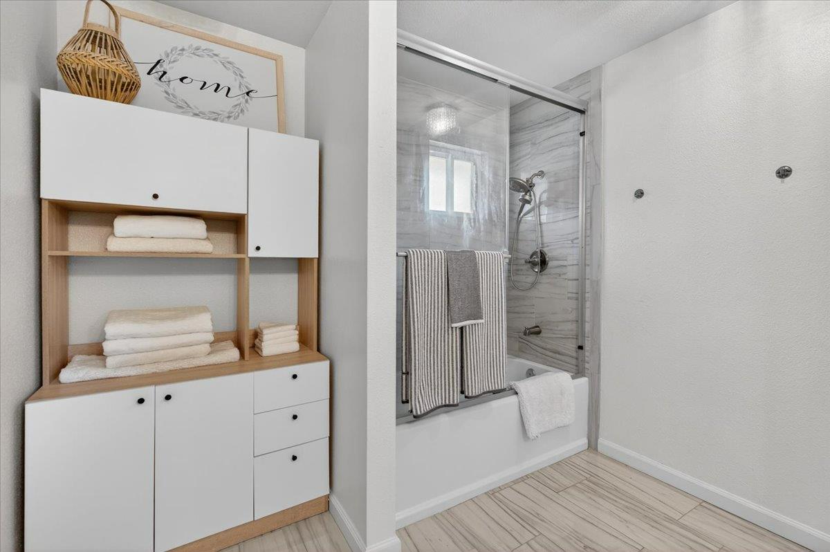 5740 N West Ave #109, Fresno, CA 93711