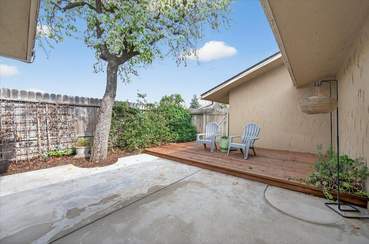 5740 N West Ave #109, Fresno, CA 93711