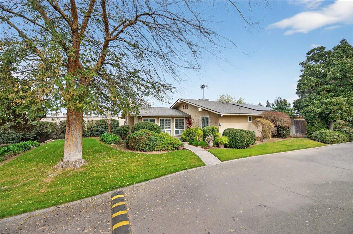 5740 N West Ave #109, Fresno, CA 93711