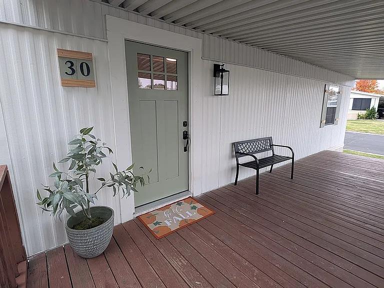 1218 E Cleveland Ave #30, Madera, CA 93638