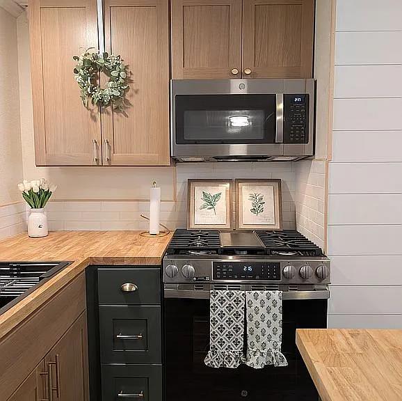 1218 E Cleveland Ave #30, Madera, CA 93638