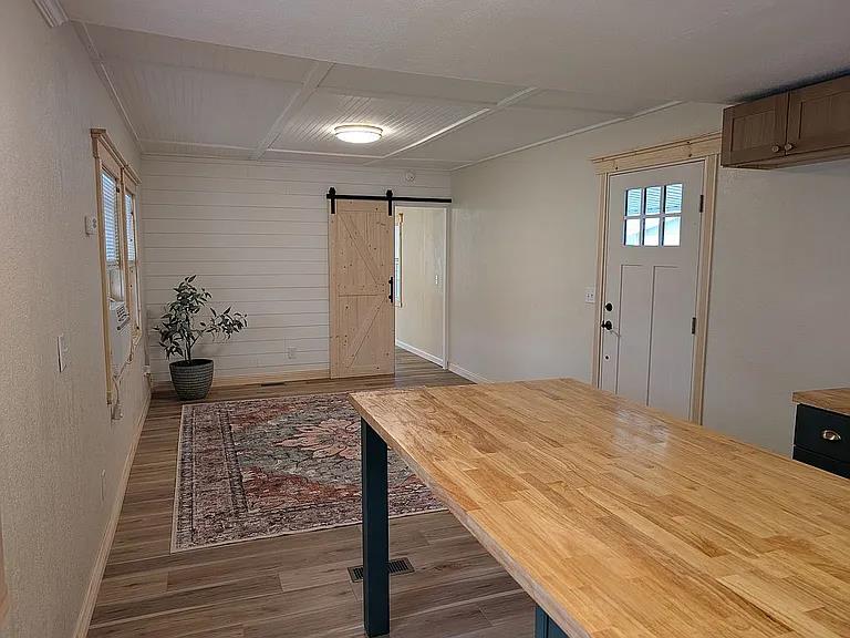 1218 E Cleveland Ave #30, Madera, CA 93638